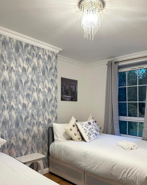 Budget Grey House London Eksteriør billede